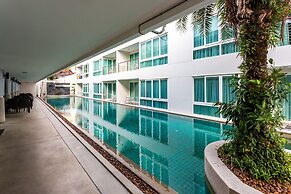 The Palms Kamala by Lofty