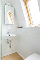 Edge Street IV by Onefinestay