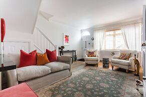 Edge Street IV by Onefinestay