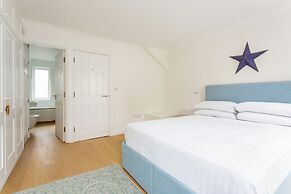 Edge Street IV by Onefinestay