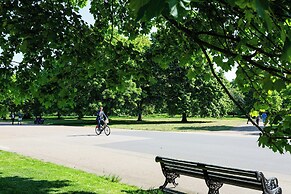 Edge Street IV by Onefinestay