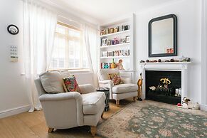 Edge Street IV by Onefinestay