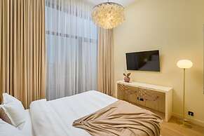 VISIONAPARTMENTS Nicolae Caramfil