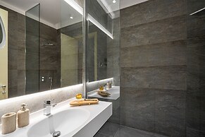 VISIONAPARTMENTS Nicolae Caramfil