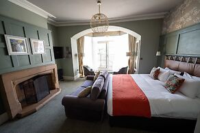 Victoria Hotel Menai Bridge