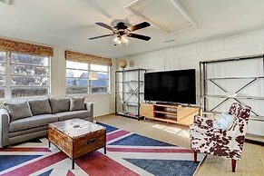 Newly Renovated Home in Downtown Fernandina Beach, A Block Away from C