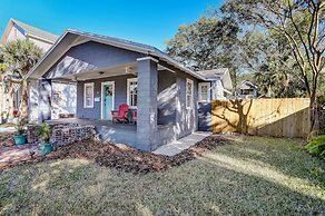 Newly Renovated Home in Downtown Fernandina Beach, A Block Away from C
