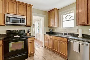 Newly Renovated Home in Downtown Fernandina Beach, A Block Away from C