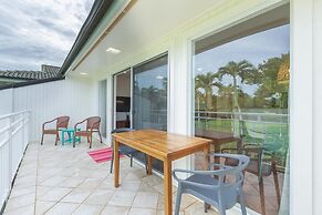 Emmalani 423 1 Bedroom Condo by RedAwning