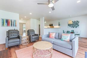 Emmalani 423 1 Bedroom Condo by RedAwning