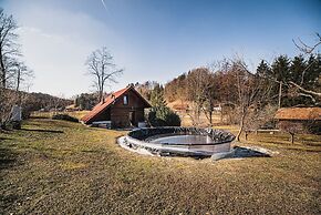 Wooden Cabin Žurej With Hot Tub
