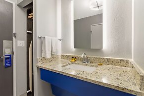 Best Western Plus Magnolia Inn & Suites