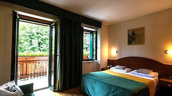 Hotel Centro Benessere Gardel