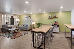 WoodSpring Suites Colorado Springs North - Air Force Academy