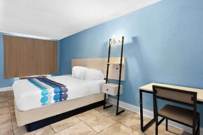 Suburban Studios Brunswick I-95