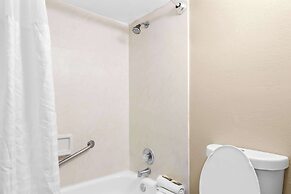 Suburban Studios Brunswick I-95