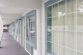 Suburban Studios Brunswick I-95