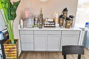 Suburban Studios Brunswick I-95