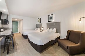 Suburban Studios Williamsburg Central