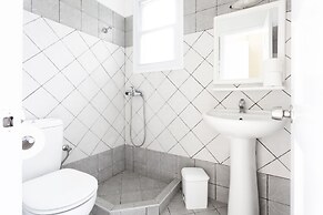 Despina studios and rooms