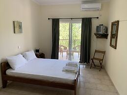 Despina studios and rooms