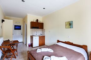 Despina studios and rooms