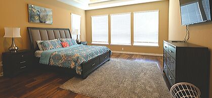 6Bdrm 4.5Bath 8Beds - HOME BIG AS TEXAS