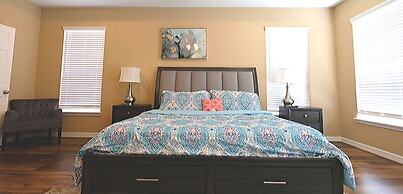 6Bdrm 4.5Bath 8Beds - HOME BIG AS TEXAS