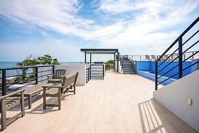 Sunset Gecko Condos - Unit 1A