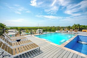 Sunset Gecko Condos - Unit 1A