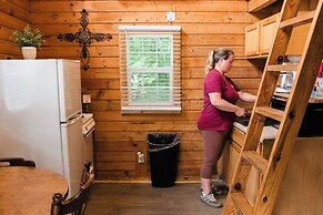 Kozy Haven Log Cabin Rentals