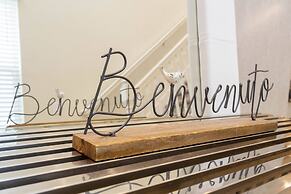 Beautiful 6 Bedroom Home w/ Private Pool and Spa at Windsor Island