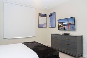 Beautiful 6 Bedroom Home w/ Private Pool and Spa at Windsor Island