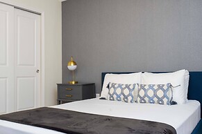 Beautiful 6 Bedroom Home w/ Private Pool and Spa at Windsor Island