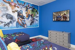 Gorgeous 8 Bedroom Single Home With Private Pool -ec7724