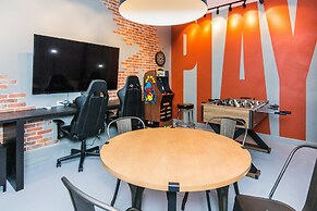 Modern Single Home - Pool and Game Room