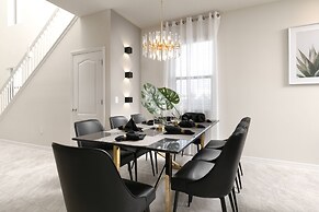 Brand New 6 Bedroom With Private Pool