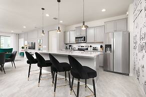 Brand New 6 Bedroom With Private Pool