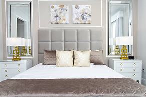 Home With Game Room, Movie Room and a Pvt Pool 405