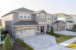 Home With Game Room, Movie Room and a Pvt Pool 405