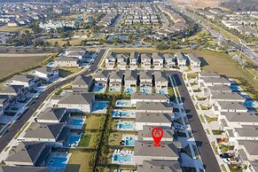 Home With Game Room, Movie Room and a Pvt Pool 405