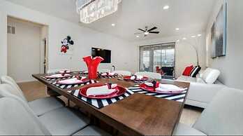 Beautiful 6 Bedroom Home With Private Pool and Game Room Ww1508