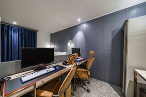 Brown-Dot Hotel Geomdan