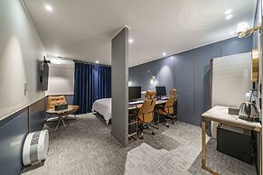 Brown-Dot Hotel Geomdan