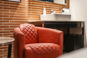 Brown-Dot Hotel Geomdan