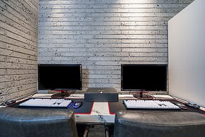 Brown-Dot Hotel Geomdan