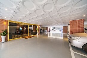 Brown-Dot Hotel Geomdan