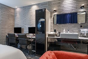 Brown-Dot Hotel Geomdan