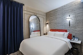 Brown-Dot Hotel Geomdan