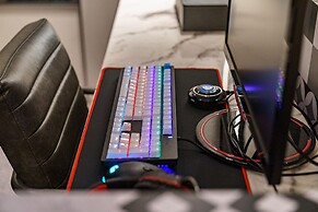 Brown-Dot Hotel Geomdan